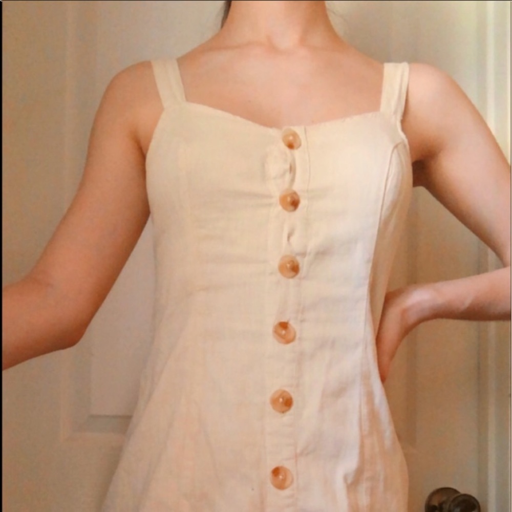 🏷️BEAUTIFUL BUTTON UP DRESS